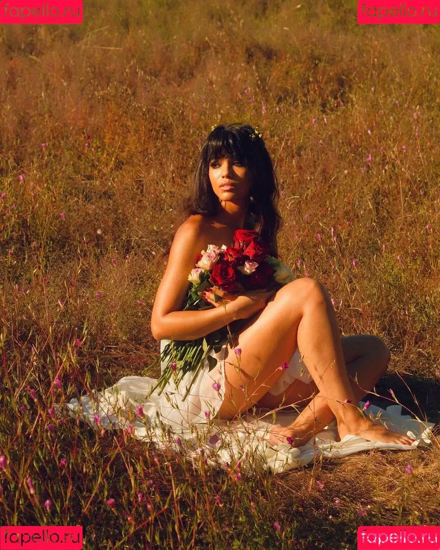 Yovanna Ventura / Yoventura / whoisyoventura Onlyfans Photo Gallery 