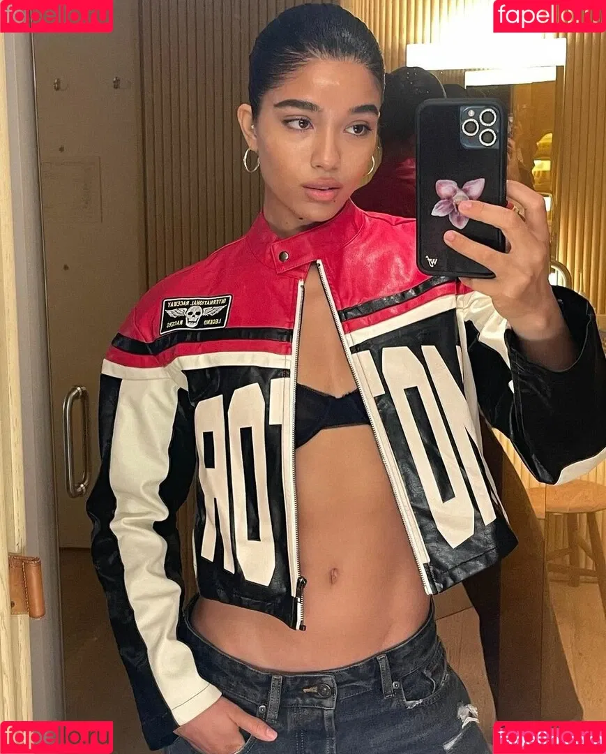 Yovanna Ventura / Yoventura / whoisyoventura Onlyfans Photo Gallery 