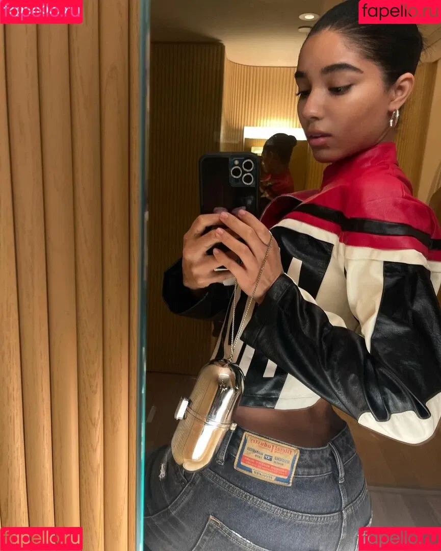 Yovanna Ventura / Yoventura / whoisyoventura Onlyfans Photo Gallery 