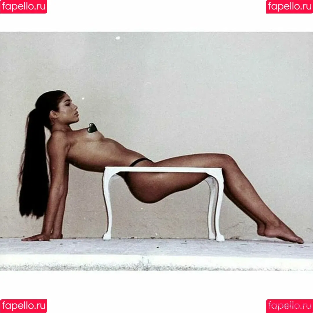 Yovanna Ventura / Yoventura / whoisyoventura Onlyfans Photo Gallery 