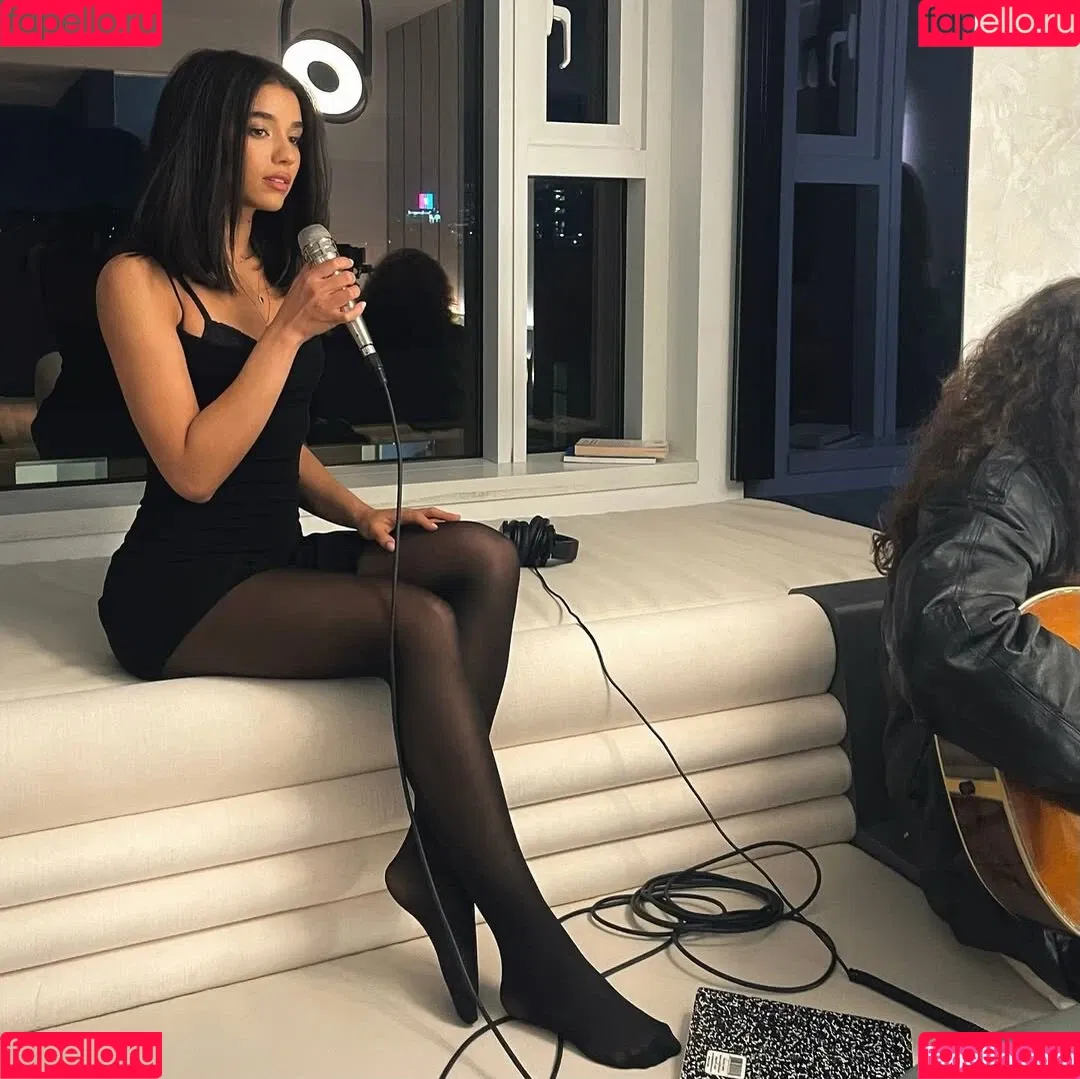 Yovanna Ventura / Yoventura / whoisyoventura Onlyfans Photo Gallery 