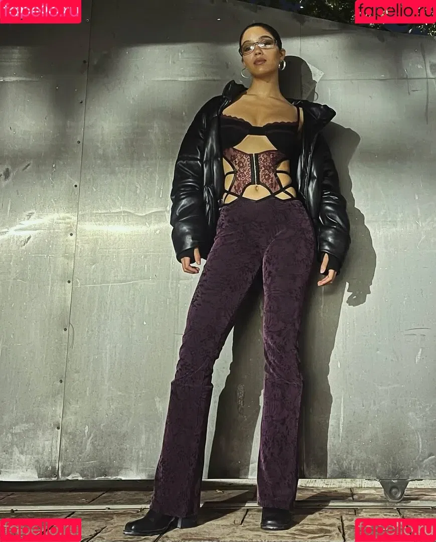 Yovanna Ventura / Yoventura / whoisyoventura Onlyfans Photo Gallery 