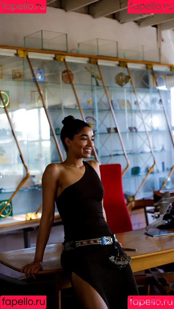 Yovanna Ventura / Yoventura / whoisyoventura Onlyfans Photo Gallery 