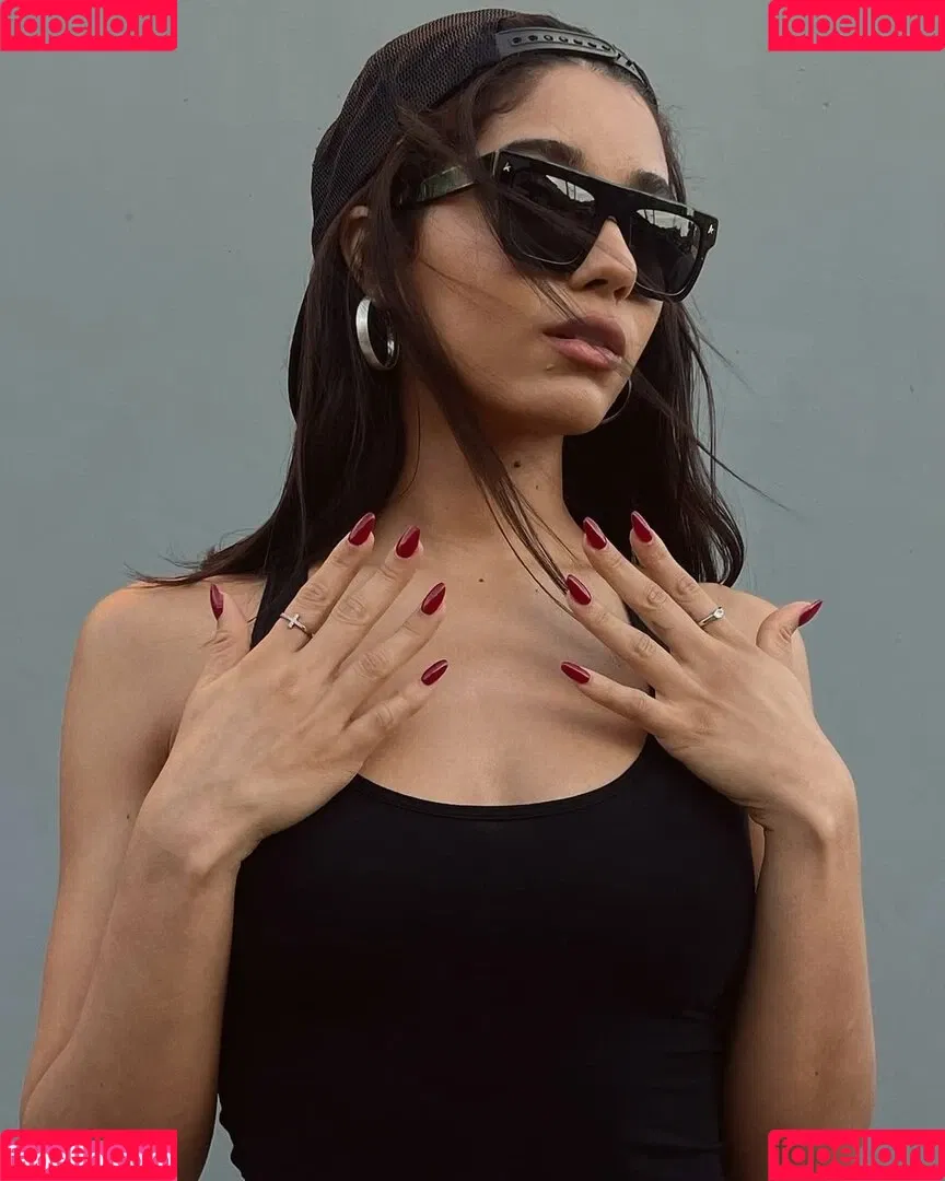 Yovanna Ventura / Yoventura / whoisyoventura Onlyfans Photo Gallery 