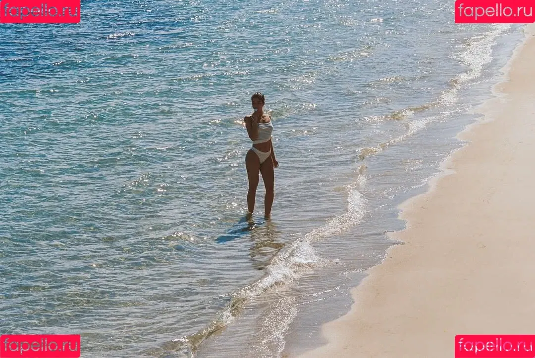 Yovanna Ventura / Yoventura / whoisyoventura Onlyfans Photo Gallery 