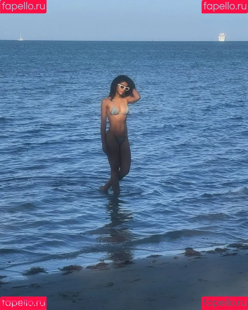 Yovanna Ventura / Yoventura / whoisyoventura Onlyfans Photo Gallery 