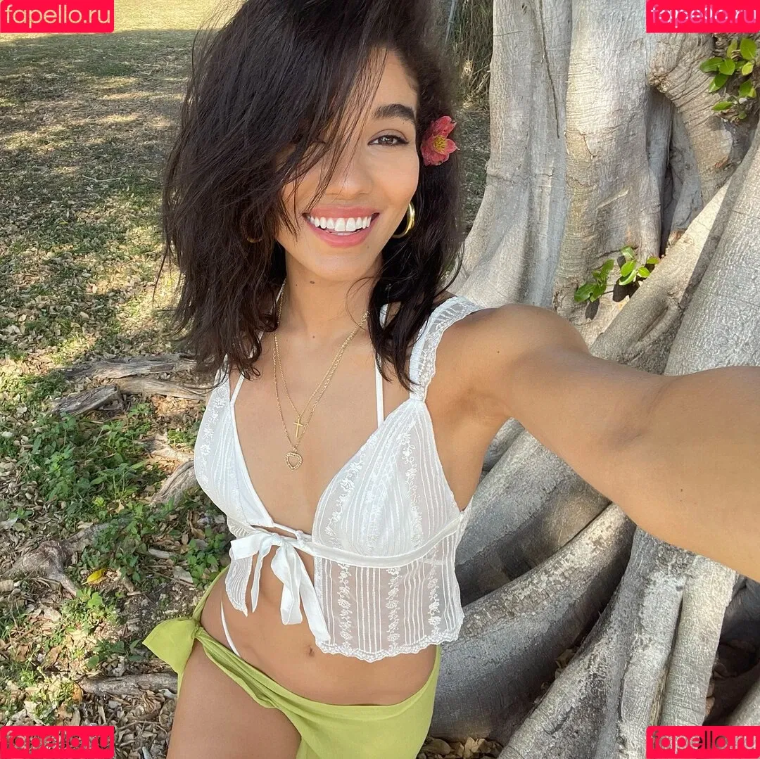 Yovanna Ventura / Yoventura / whoisyoventura Onlyfans Photo Gallery 
