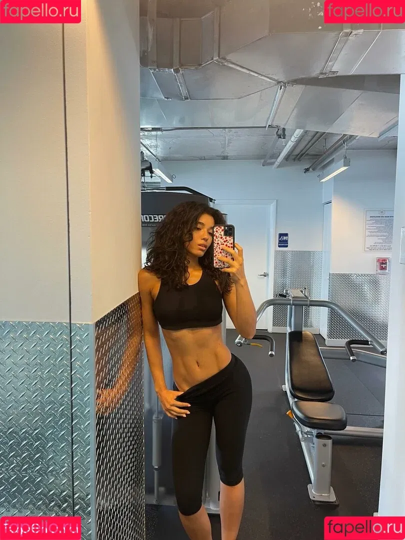 Yovanna Ventura / Yoventura / whoisyoventura Onlyfans Photo Gallery 
