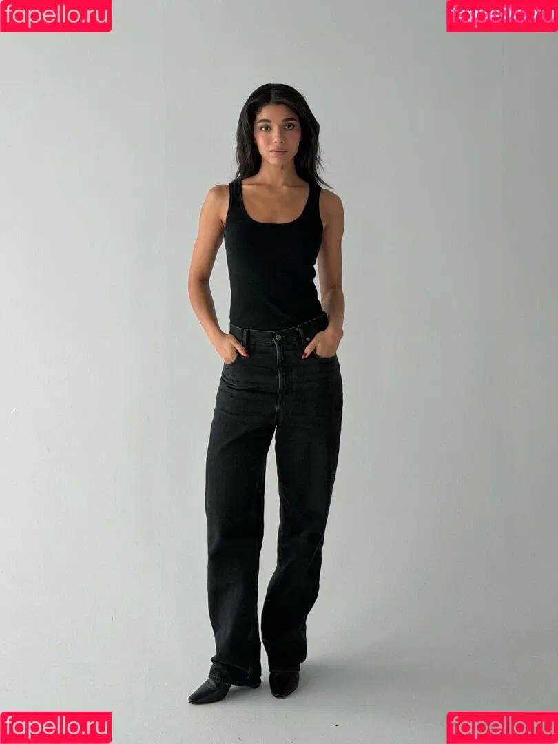 Yovanna Ventura / Yoventura / whoisyoventura Onlyfans Photo Gallery 