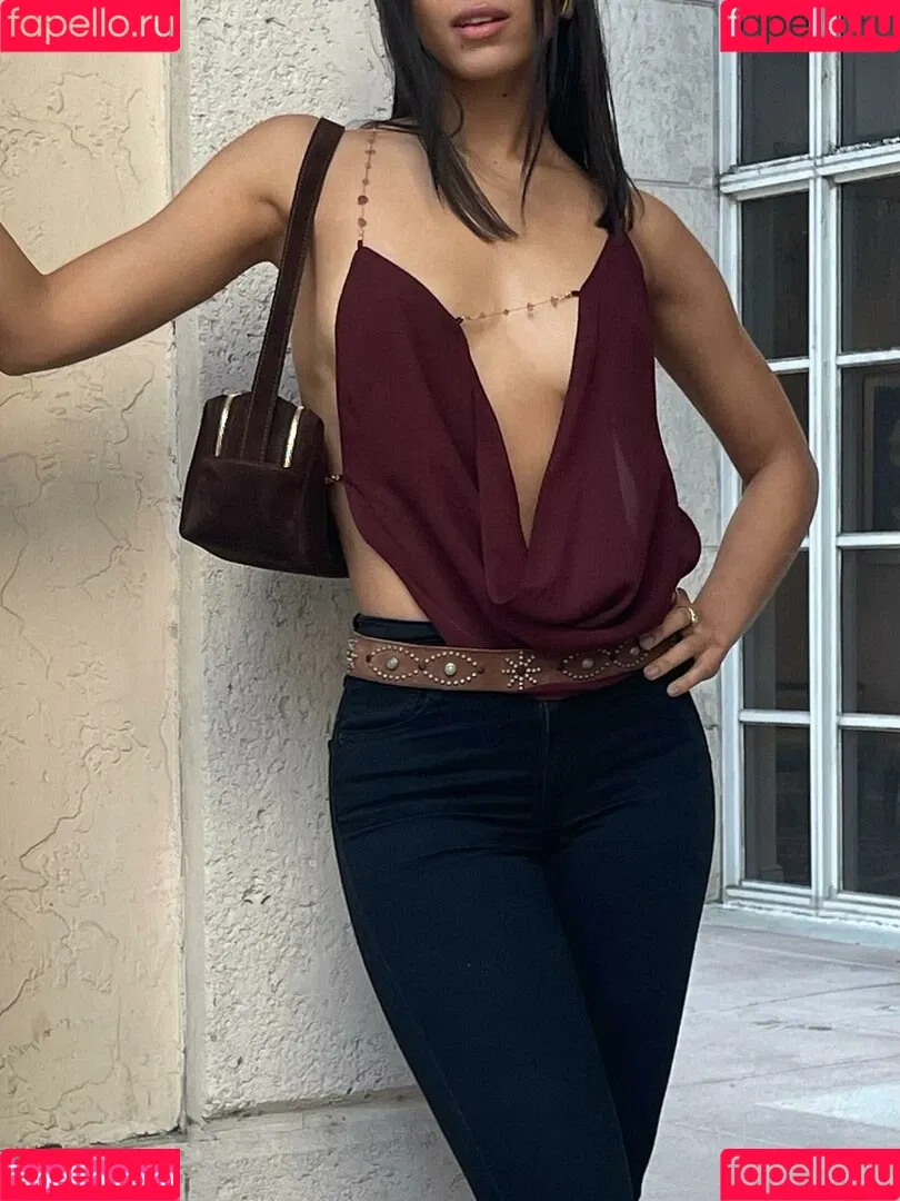 Yovanna Ventura / Yoventura / whoisyoventura Onlyfans Photo Gallery 