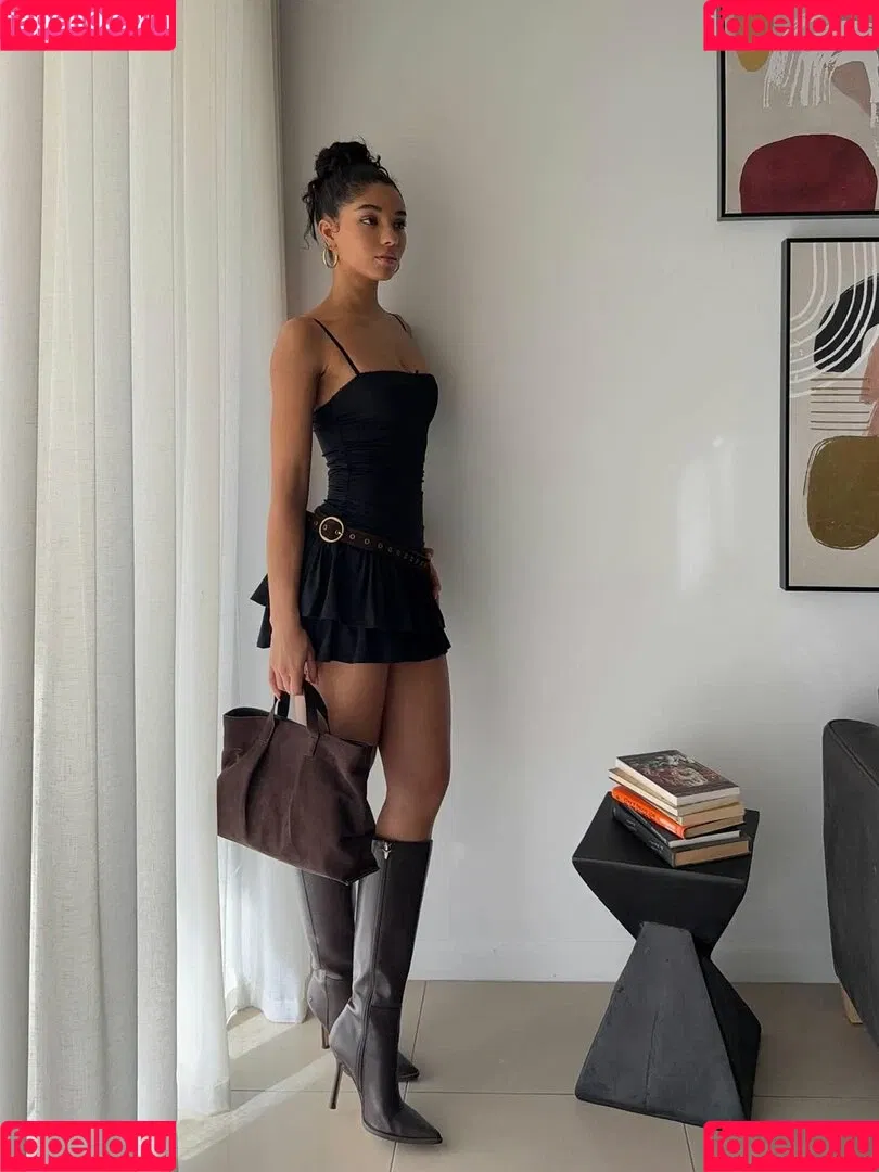 Yovanna Ventura / Yoventura / whoisyoventura Onlyfans Photo Gallery 