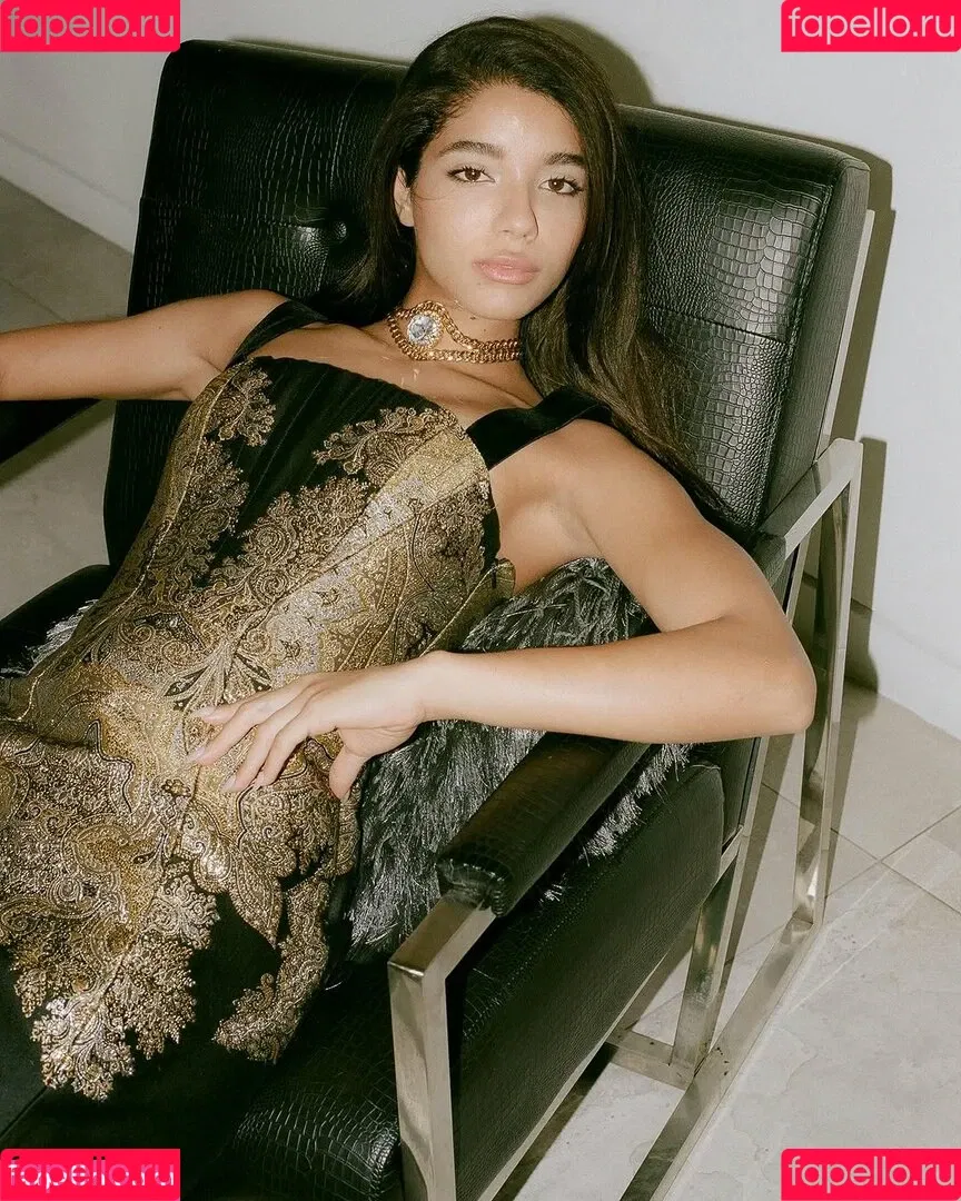 Yovanna Ventura / Yoventura / whoisyoventura Onlyfans Photo Gallery 