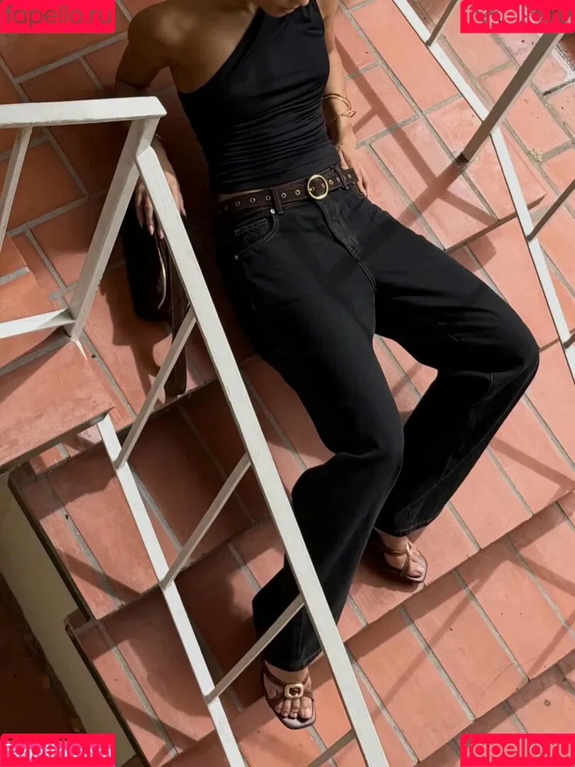 Yovanna Ventura / Yoventura / whoisyoventura Onlyfans Photo Gallery 