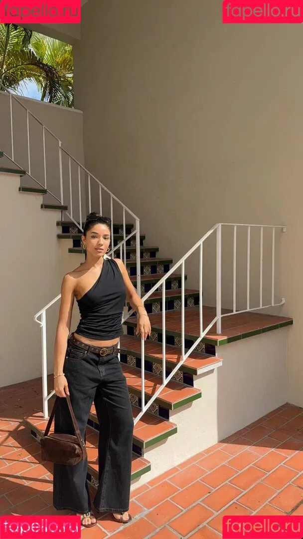 Yovanna Ventura / Yoventura / whoisyoventura Onlyfans Photo Gallery 