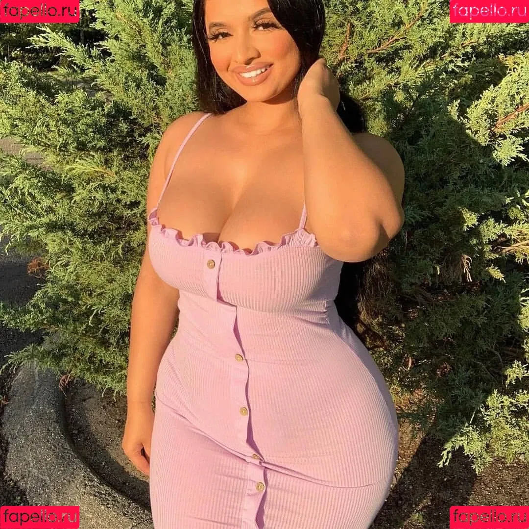 Tanya Ali / ___tanyaali / cookiesandmilf Onlyfans Photo Gallery 