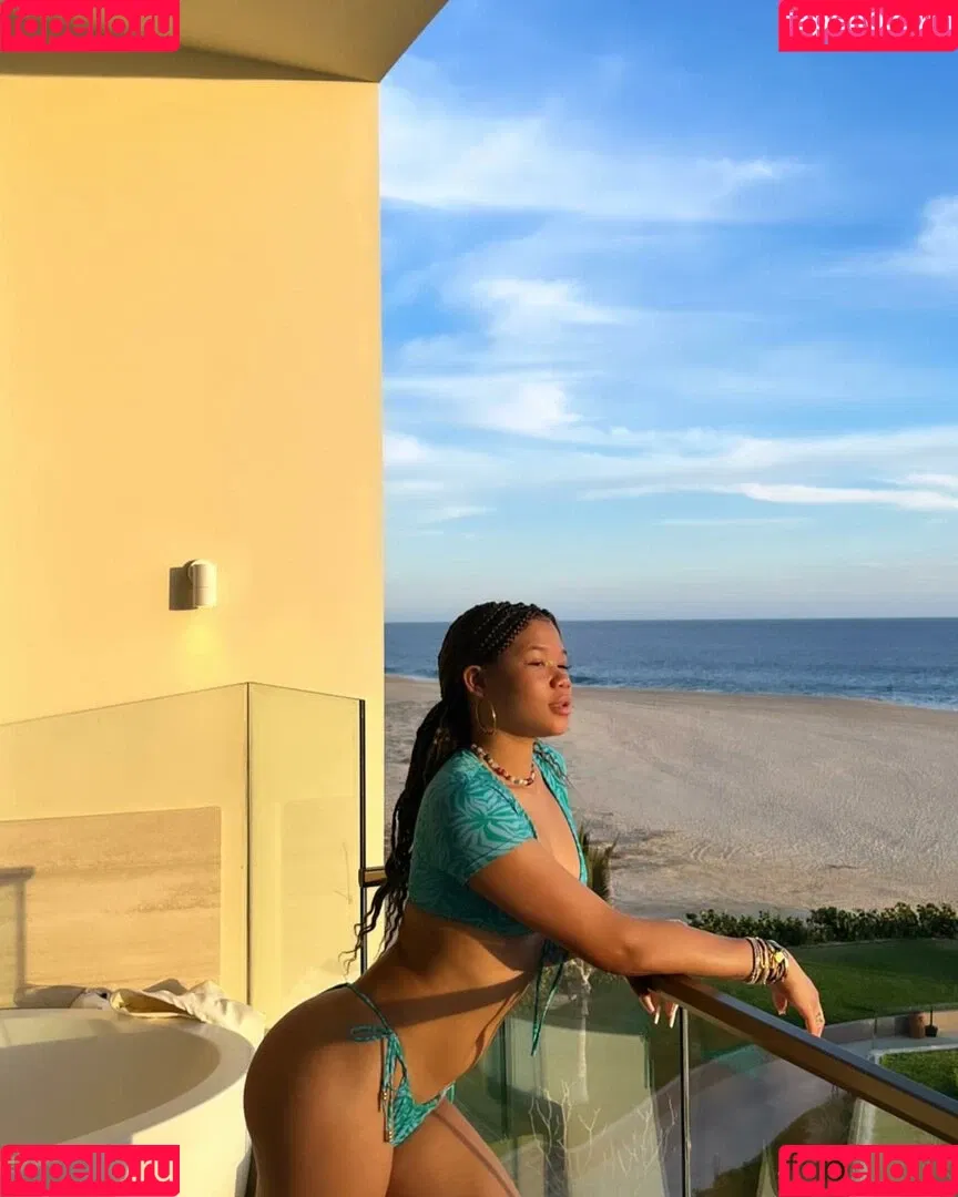 Storm Reid / stormikush / stormreid Onlyfans Photo Gallery 