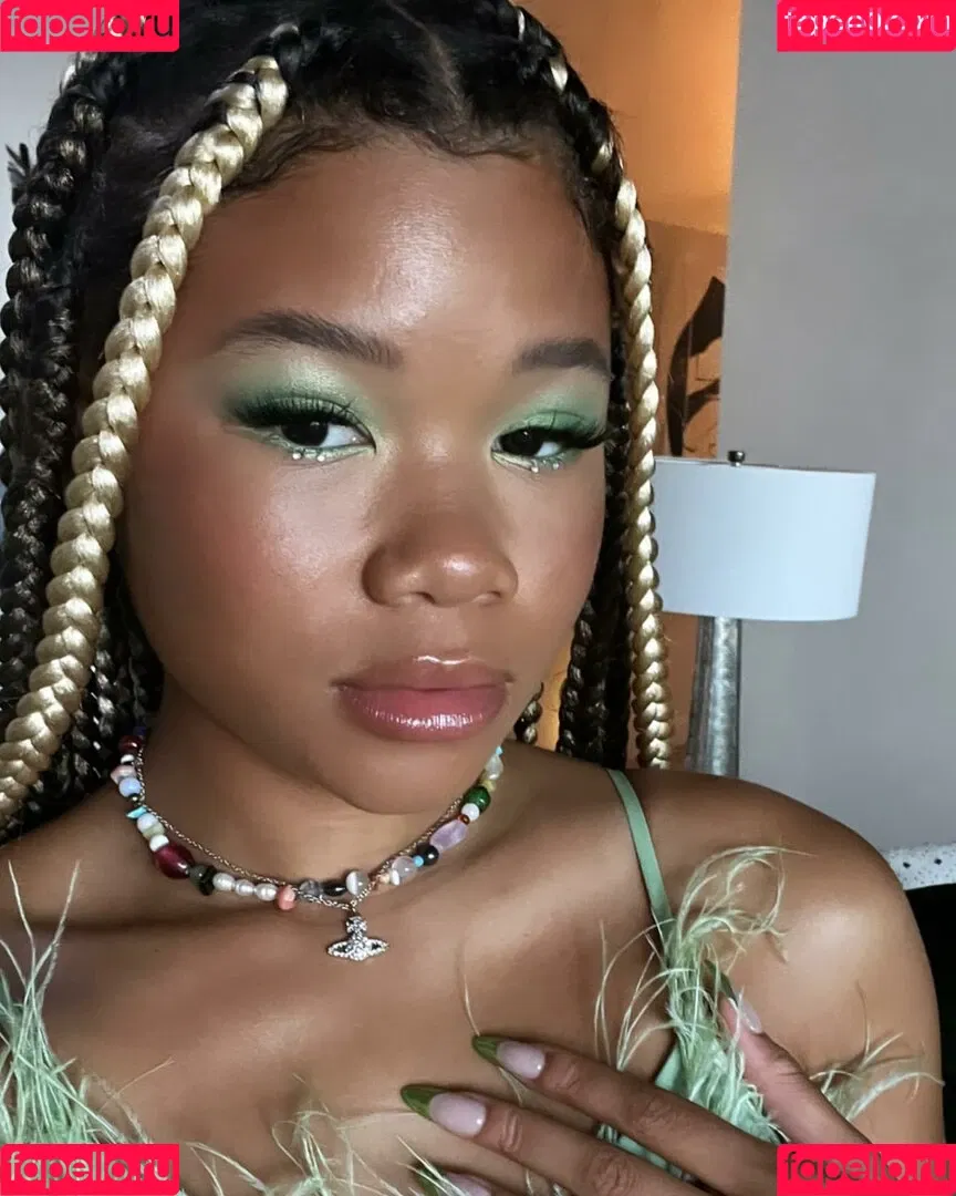 Storm Reid / stormikush / stormreid Onlyfans Photo Gallery 