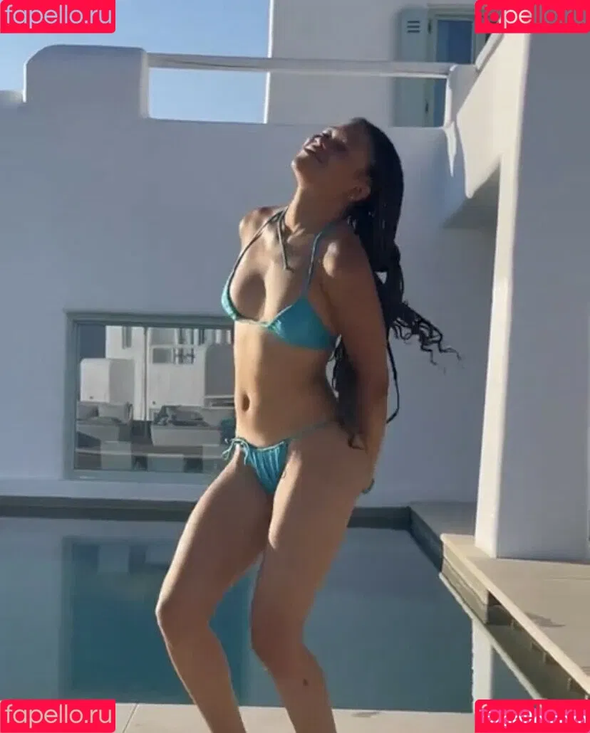 Storm Reid / stormikush / stormreid Onlyfans Photo Gallery 