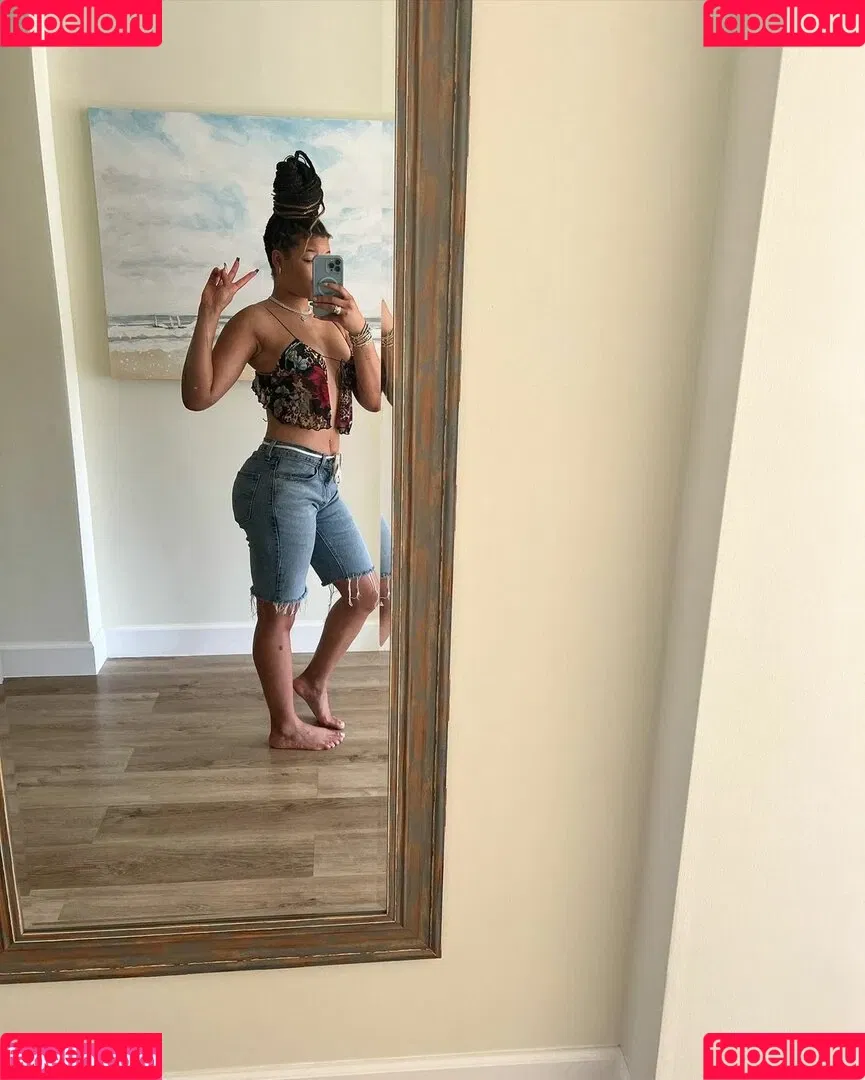 Storm Reid / stormikush / stormreid Onlyfans Photo Gallery 