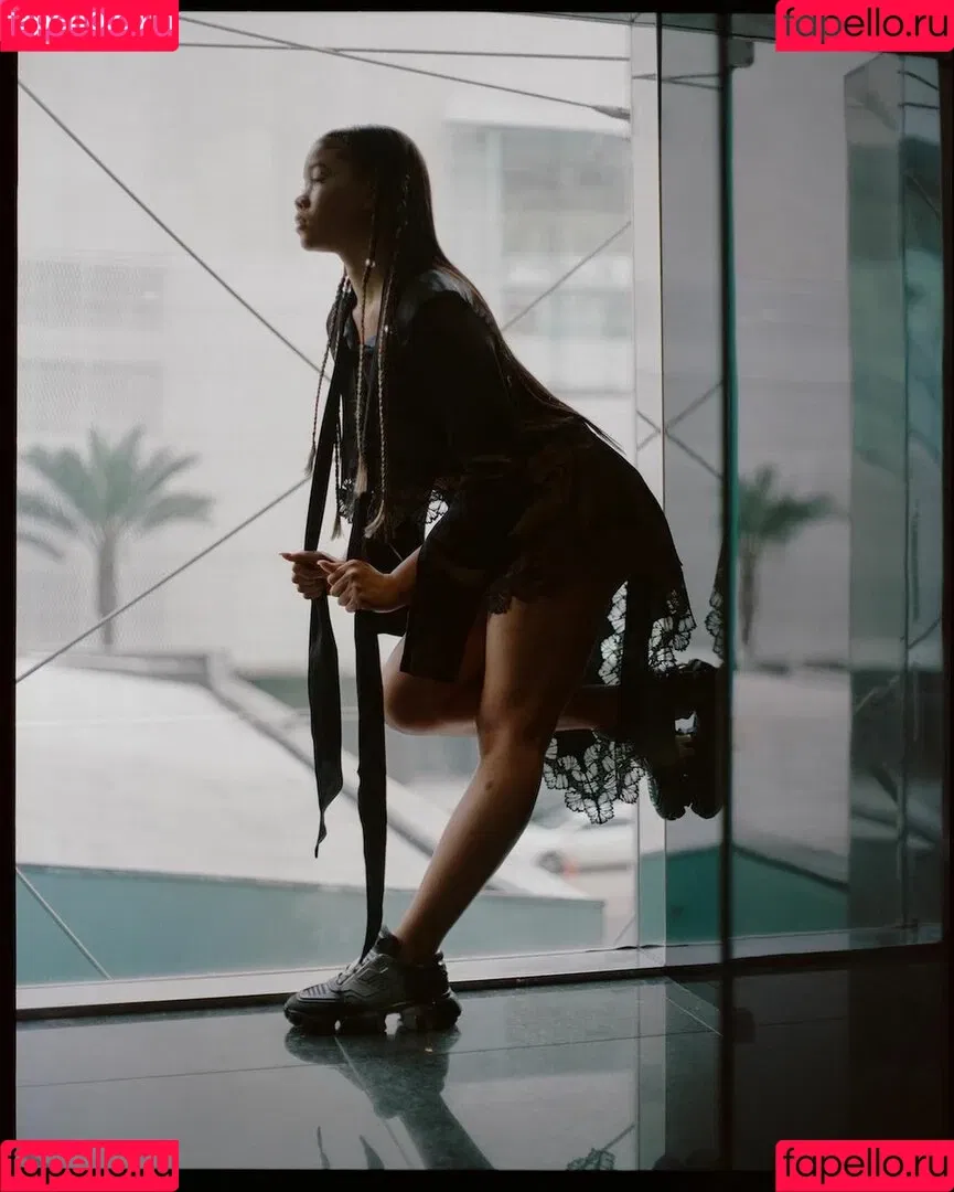 Storm Reid / stormikush / stormreid Onlyfans Photo Gallery 