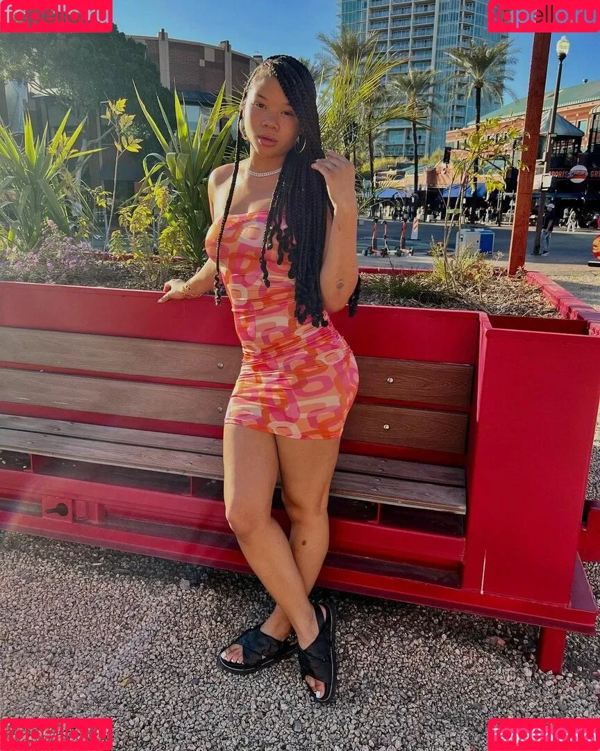 Storm Reid / stormikush / stormreid Onlyfans Photo Gallery 