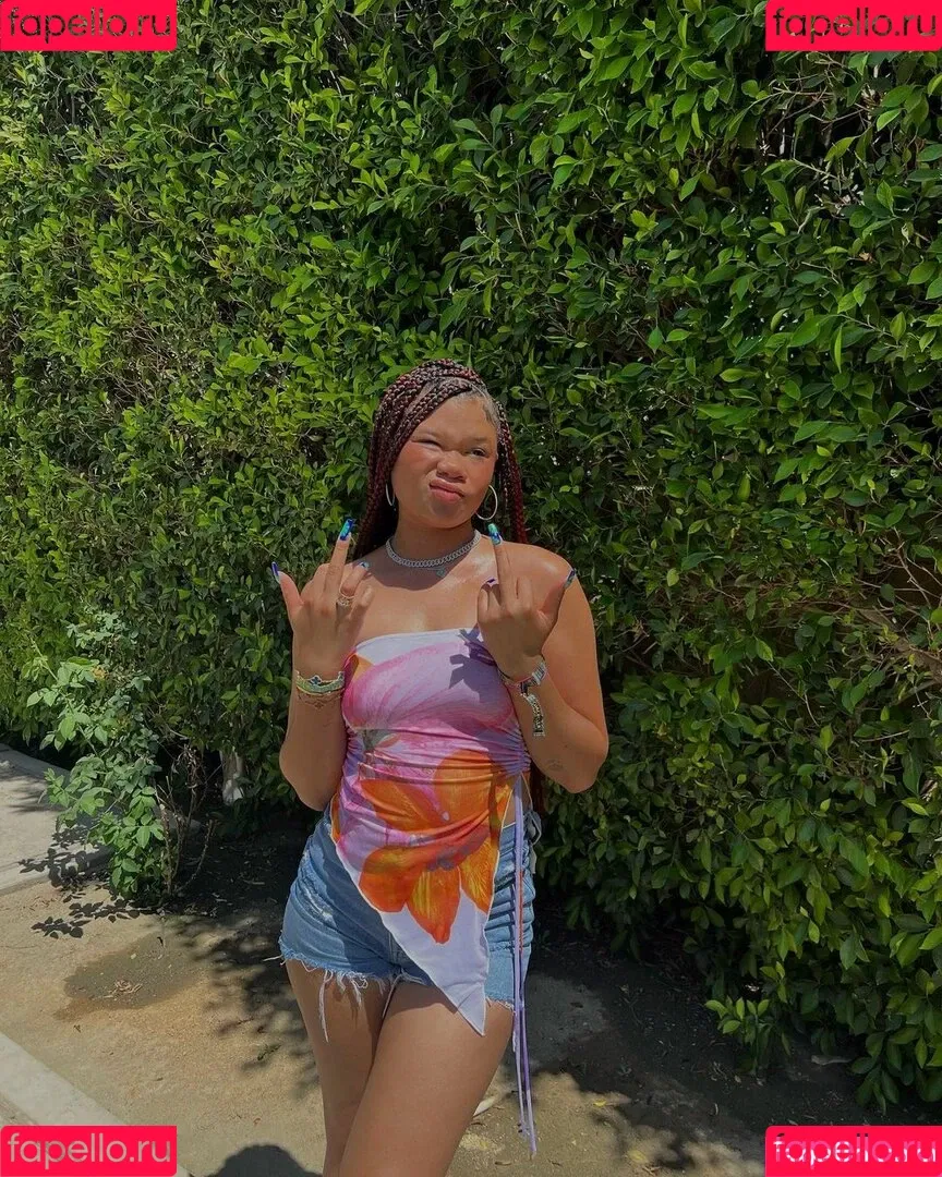 Storm Reid / stormikush / stormreid Onlyfans Photo Gallery 