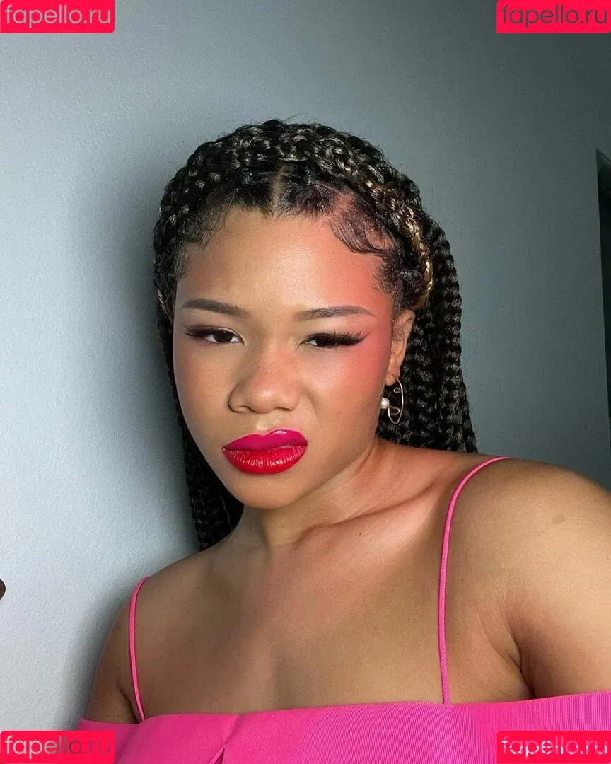 Storm Reid / stormikush / stormreid Onlyfans Photo Gallery 