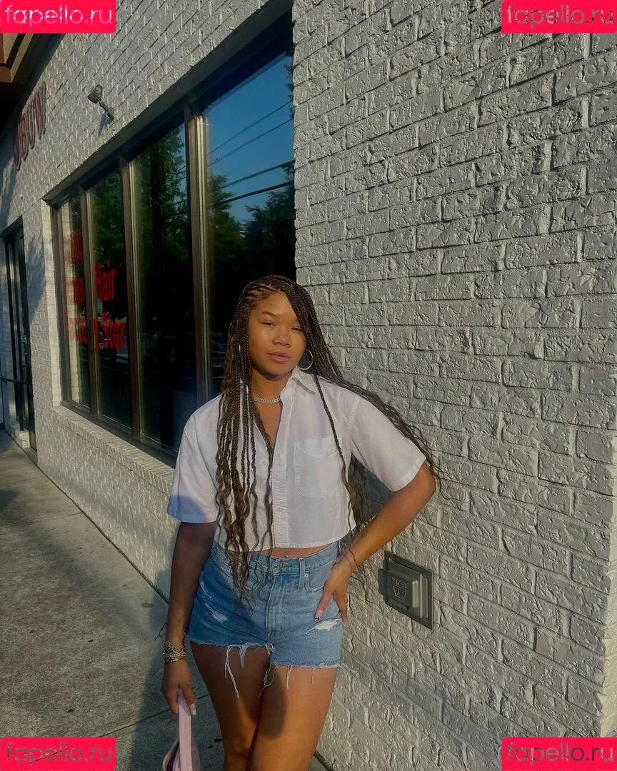 Storm Reid / stormikush / stormreid Onlyfans Photo Gallery 