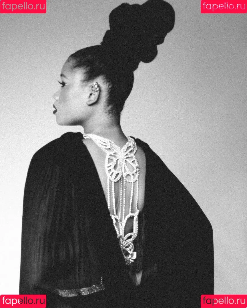 Storm Reid / stormikush / stormreid Onlyfans Photo Gallery 