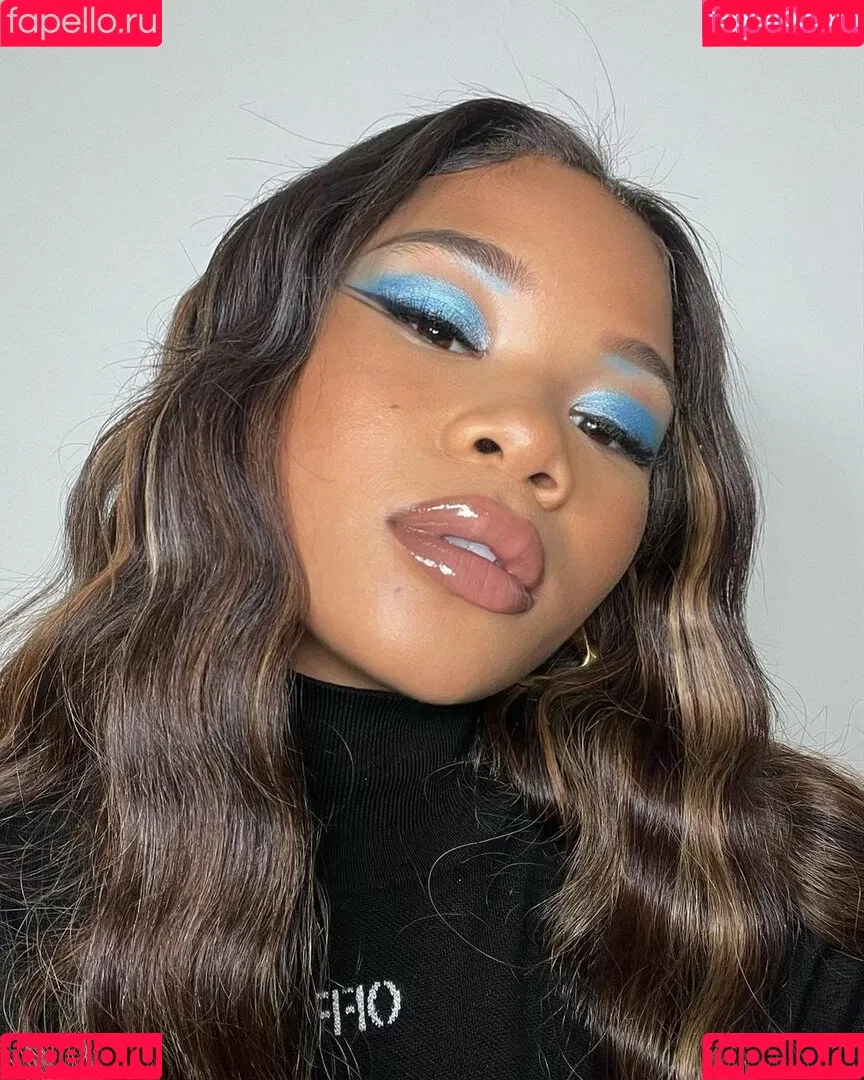 Storm Reid / stormikush / stormreid Onlyfans Photo Gallery 