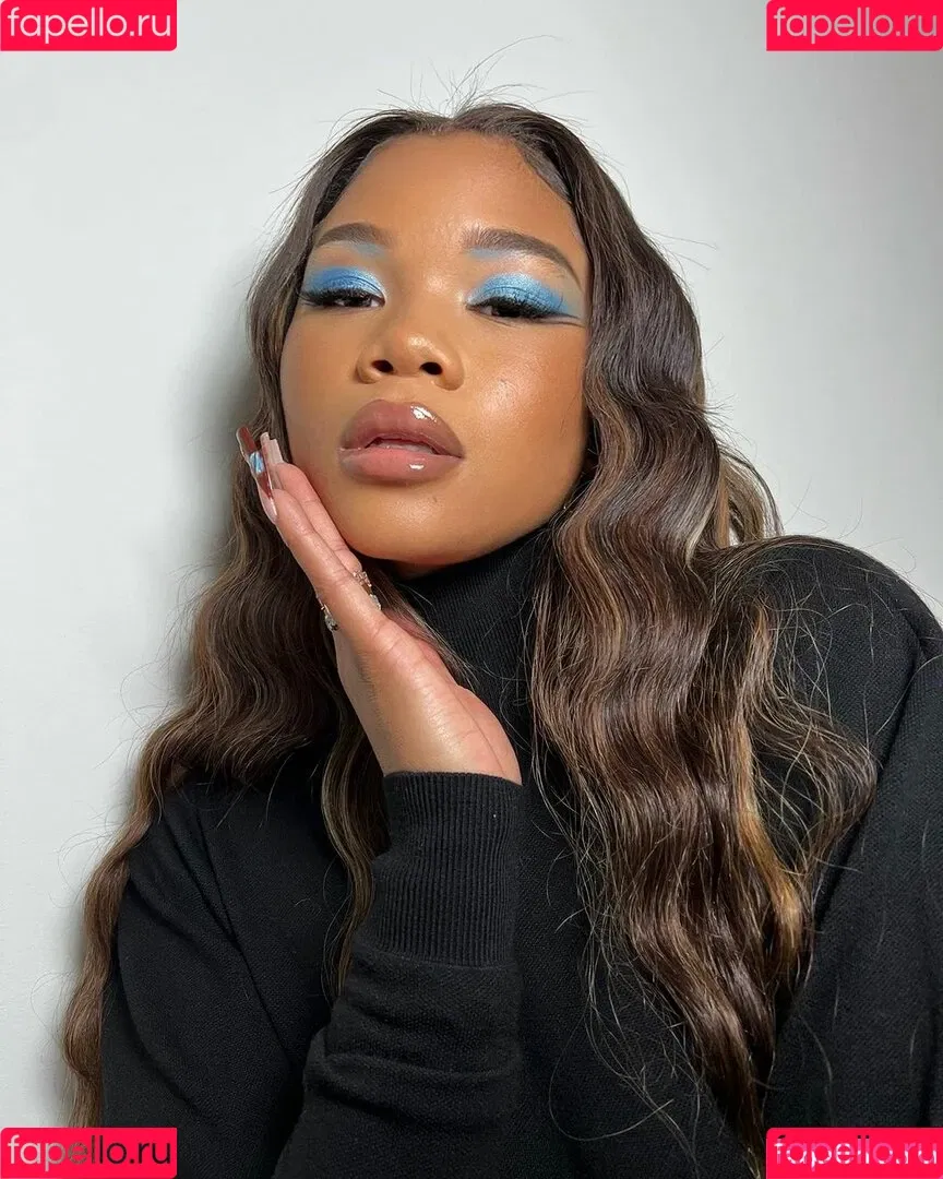 Storm Reid / stormikush / stormreid Onlyfans Photo Gallery 