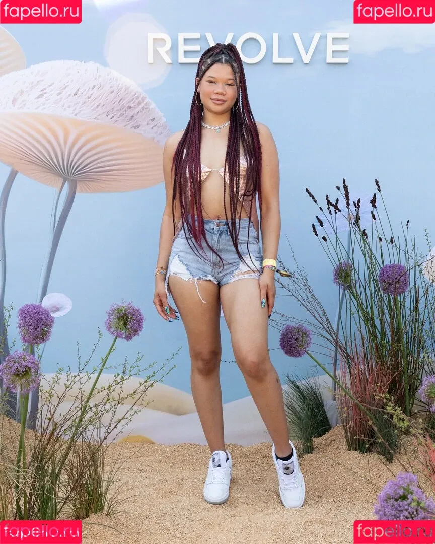 Storm Reid / stormikush / stormreid Onlyfans Photo Gallery 