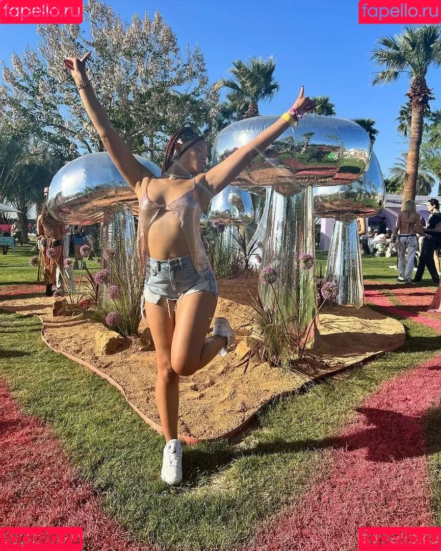 Storm Reid / stormikush / stormreid Onlyfans Photo Gallery 