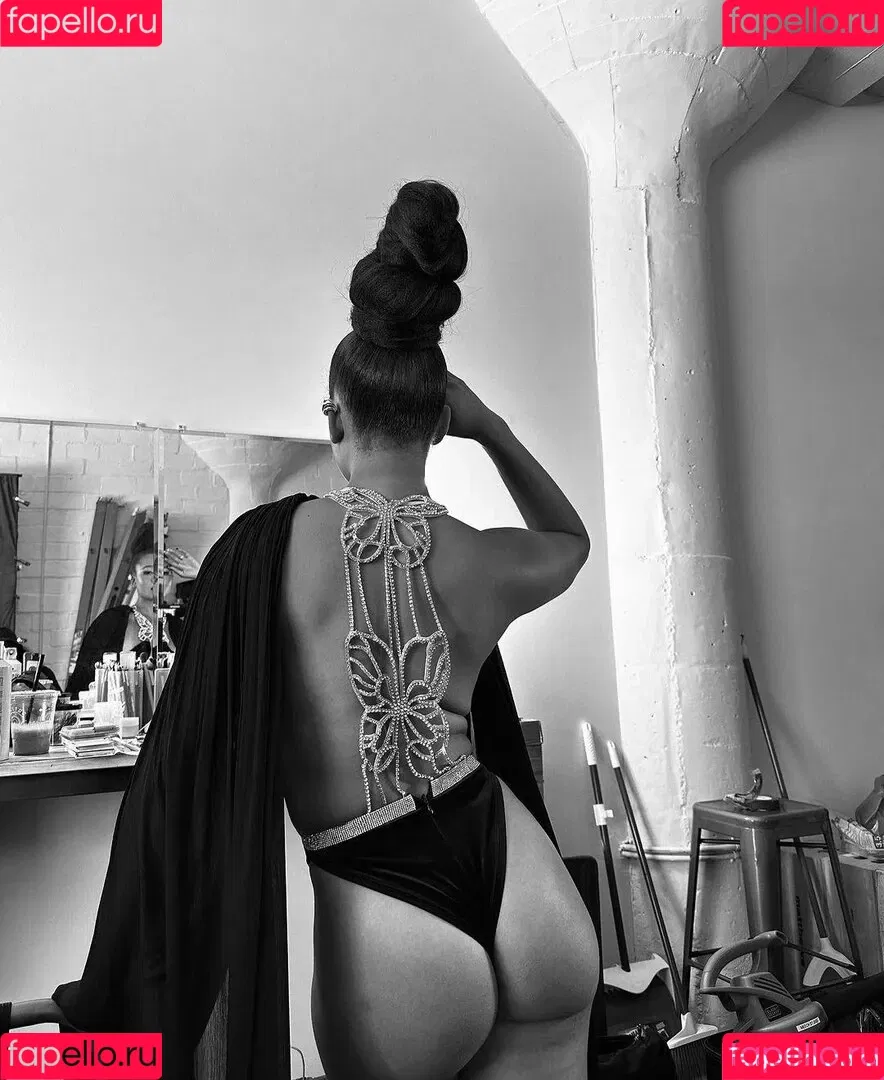 Storm Reid / stormikush / stormreid Onlyfans Photo Gallery 