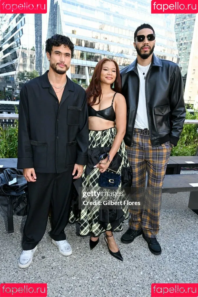 Storm Reid / stormikush / stormreid Onlyfans Photo Gallery 