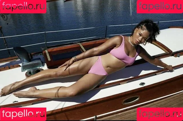 Storm Reid / stormikush / stormreid Onlyfans Photo Gallery 