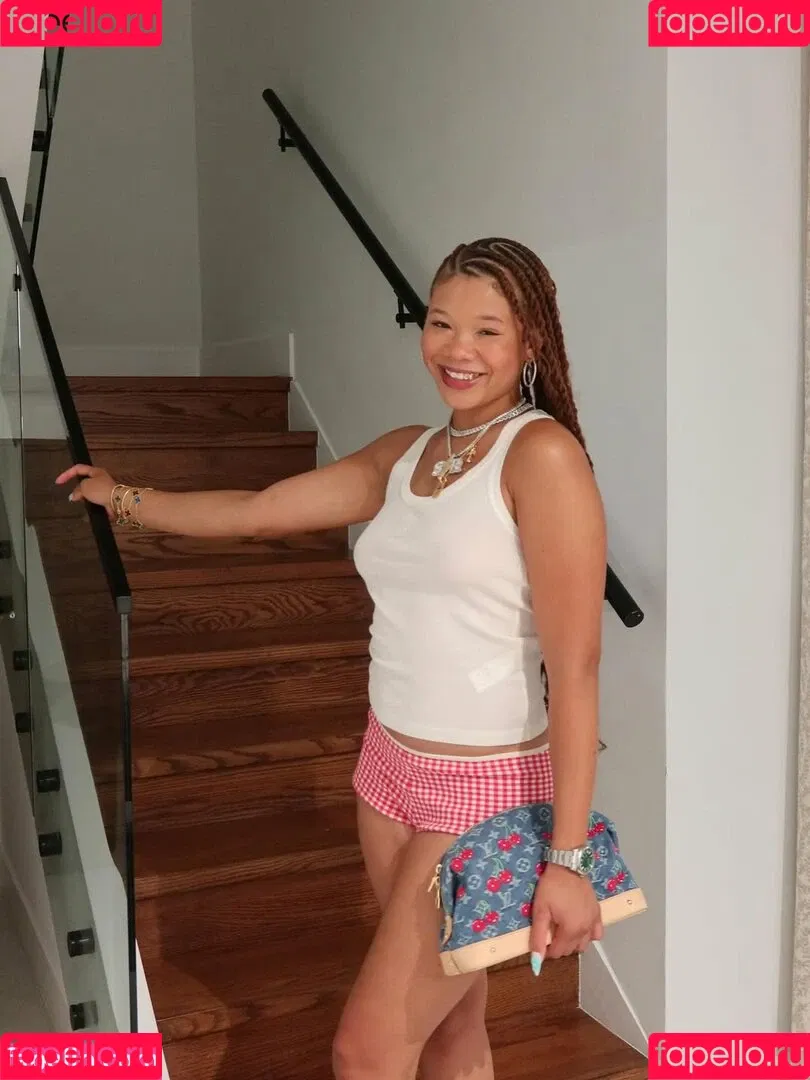 Storm Reid / stormikush / stormreid Onlyfans Photo Gallery 