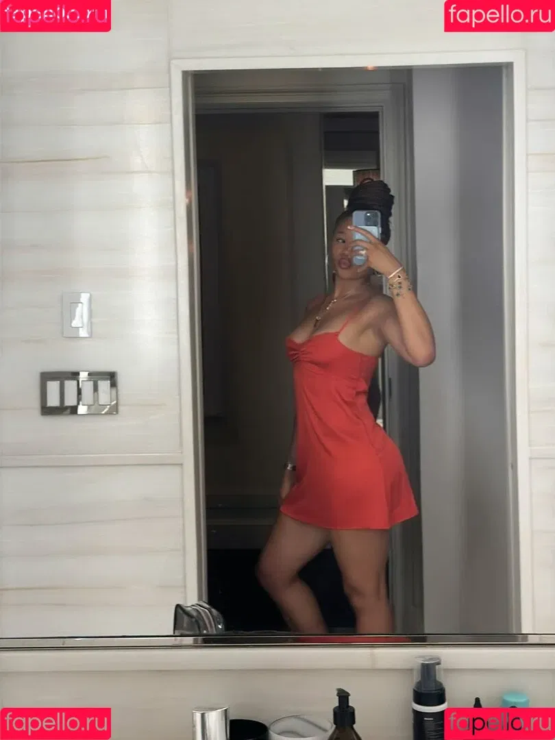 Storm Reid / stormikush / stormreid Onlyfans Photo Gallery 