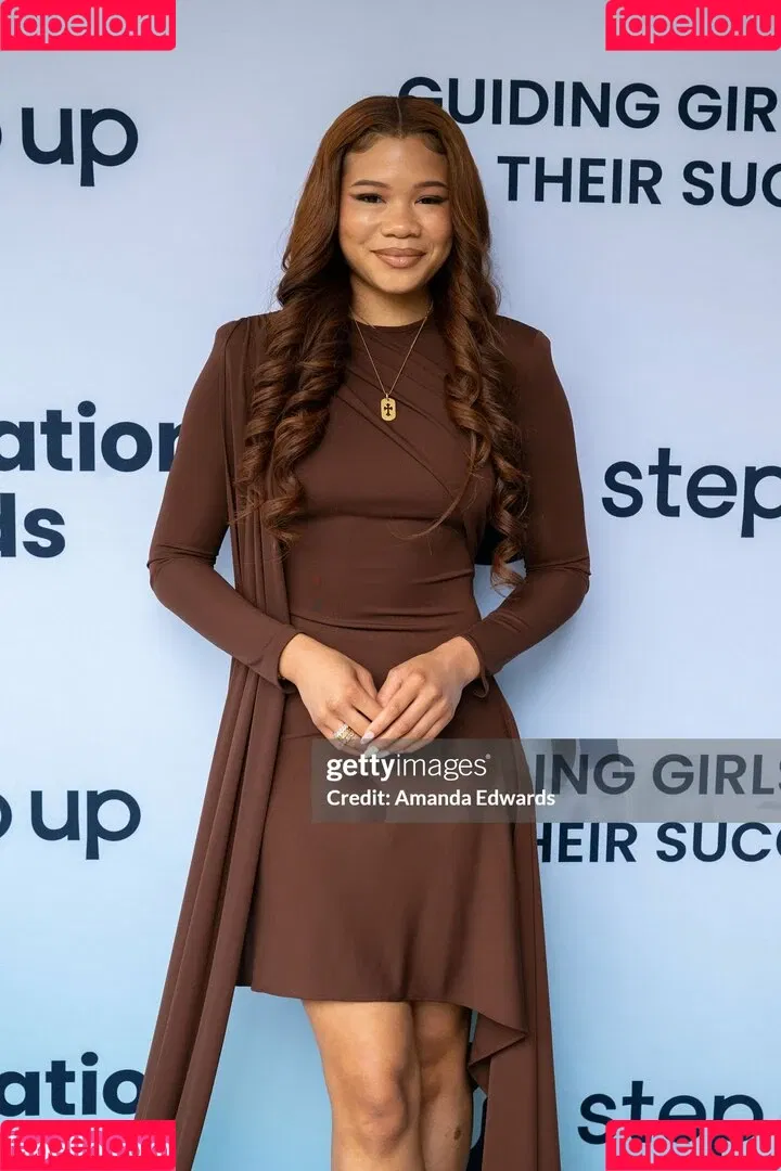 Storm Reid / stormikush / stormreid Onlyfans Photo Gallery 