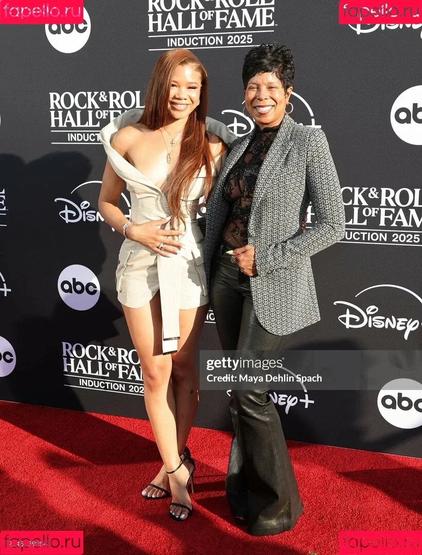 Storm Reid / stormikush / stormreid Onlyfans Photo Gallery 