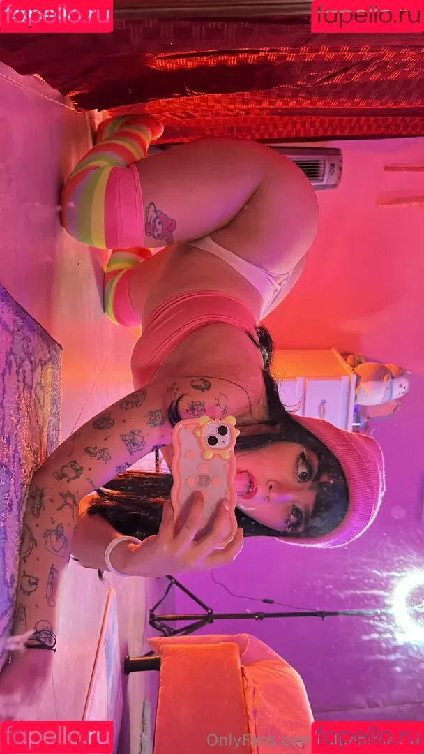 luluanime / luluanimevip Onlyfans Photo Gallery 