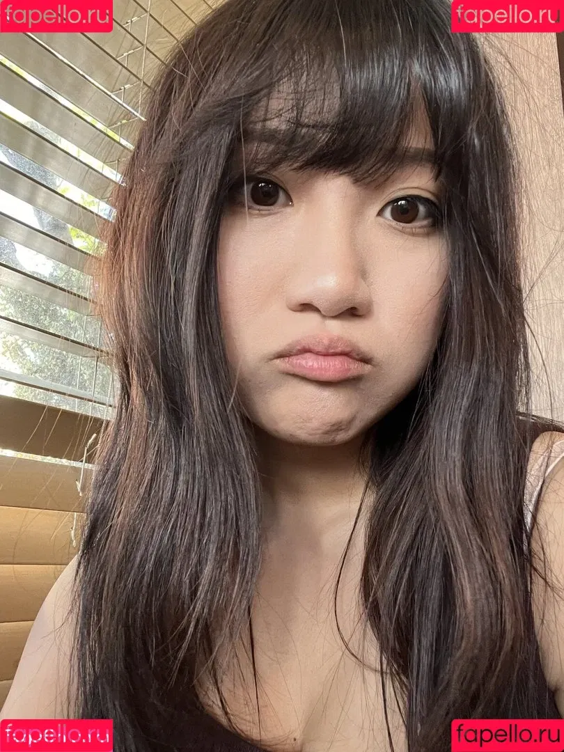 AriaSaki / simplyjustaria Onlyfans Photo Gallery 