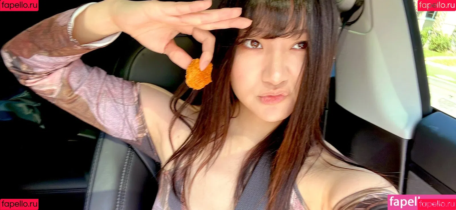 AriaSaki / simplyjustaria Onlyfans Photo Gallery 