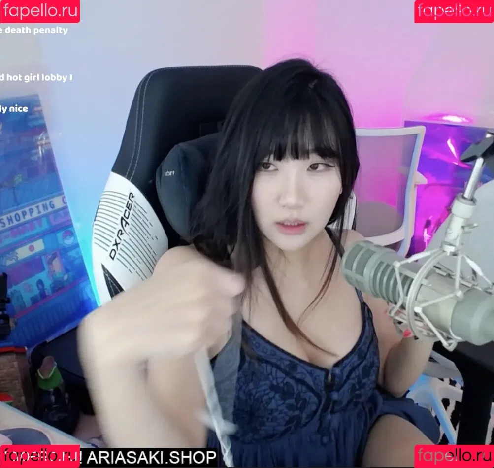 AriaSaki / simplyjustaria Onlyfans Photo Gallery 