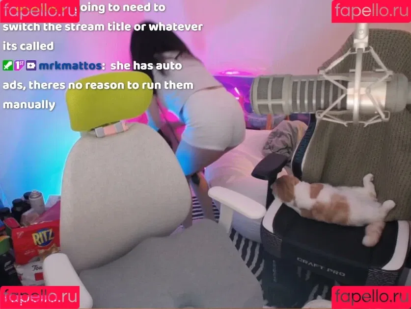 AriaSaki / simplyjustaria Onlyfans Photo Gallery 