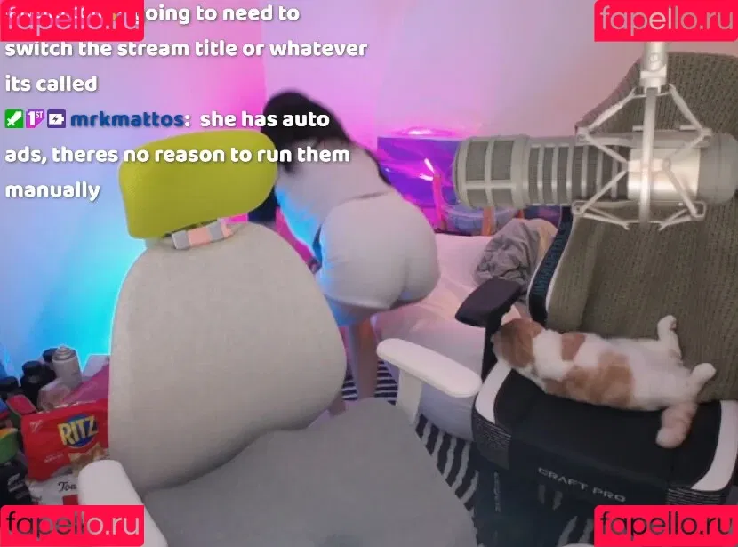 AriaSaki / simplyjustaria Onlyfans Photo Gallery 