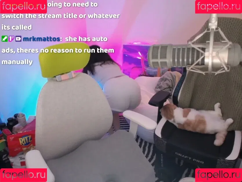 AriaSaki / simplyjustaria Onlyfans Photo Gallery 