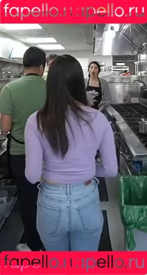 AriaSaki / simplyjustaria Onlyfans Photo Gallery 