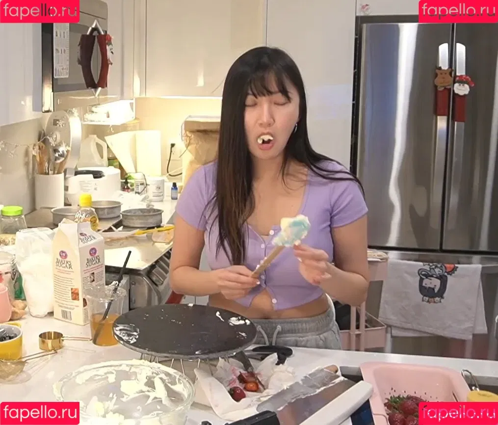 AriaSaki / simplyjustaria Onlyfans Photo Gallery 