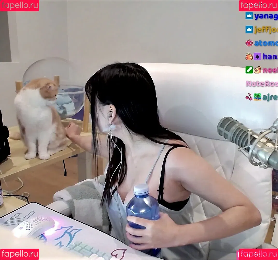 AriaSaki / simplyjustaria Onlyfans Photo Gallery 